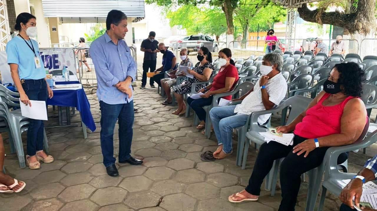 Freitas confere serviços de oftalmologia no Hospital Municipal de Conceição da Barra, no ES