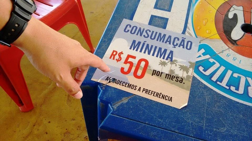 Procon-ES notifica entidades representativas de bares sobre cobrança de consumação mínima