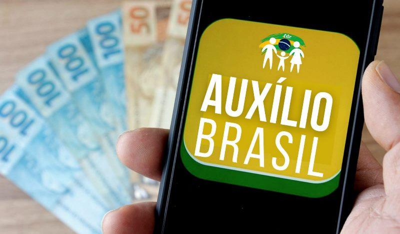 Auxílio Brasil de R$ 400 começa a ser pago a 18 milhões de pessoas nesta segunda (14)