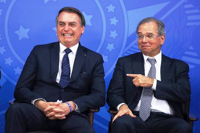 Bolsonaro diz que “casamento” com Paulo Guedes é “indissolúvel”