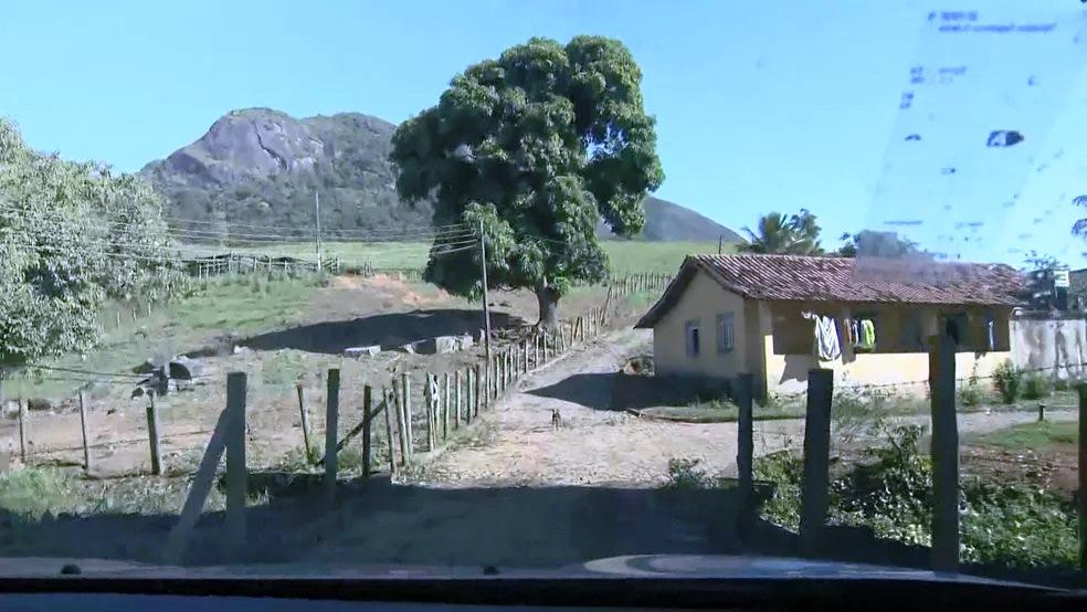 Suspeitos de fazer família refém para roubar gado são presos no ES