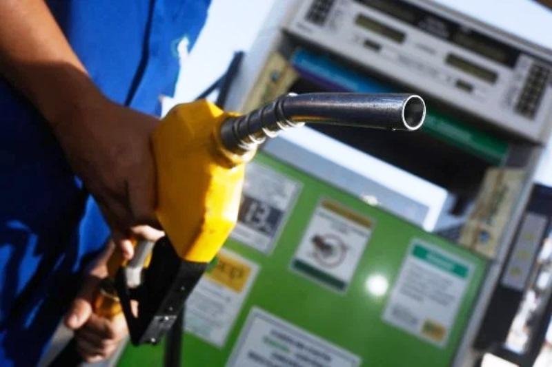 Petrobras reajusta gasolina em 18,8%, diesel em 24,9% e GLP em 16,1%, nesta sexta-feira (11)