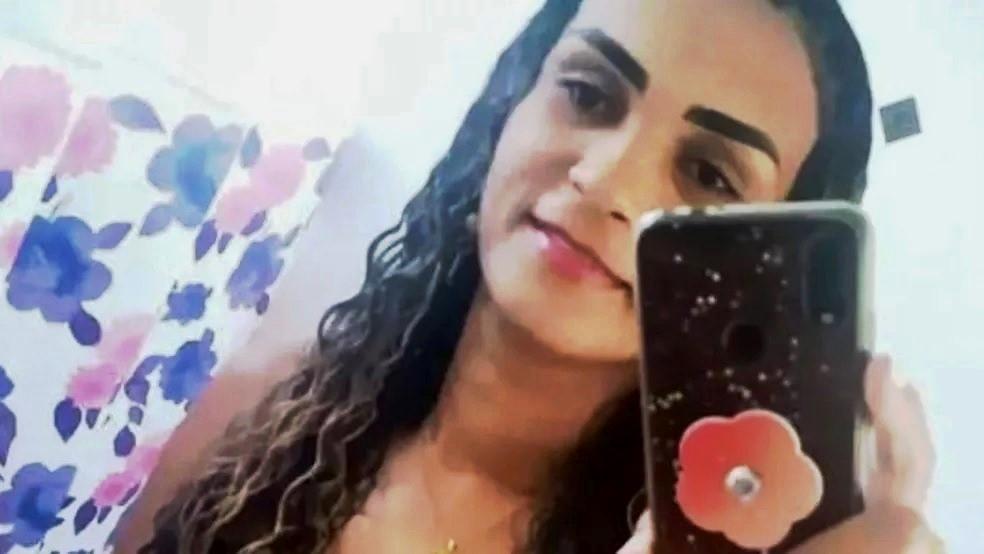 Mulher é estrangulada pelo marido e corpo é encontrado por filho de 10 anos, no ES