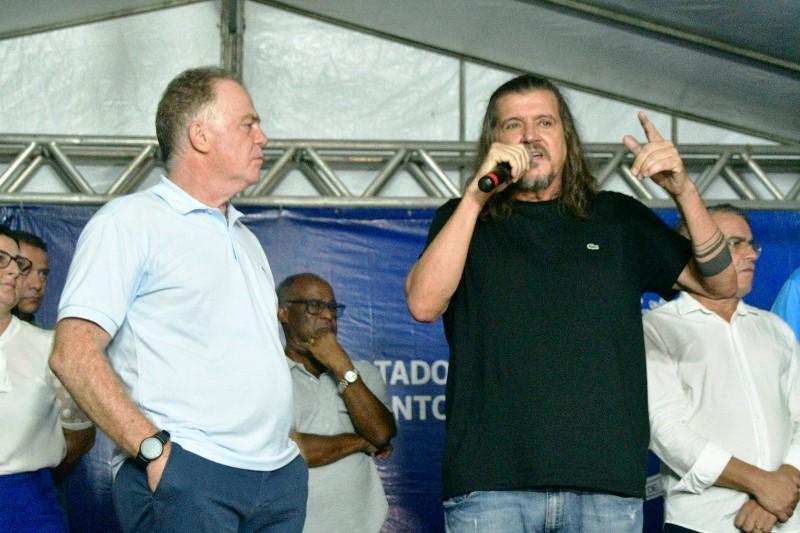 Com festa da comunidade, Casagrande e Daniel inauguram asfalto São Mateus x Dilô