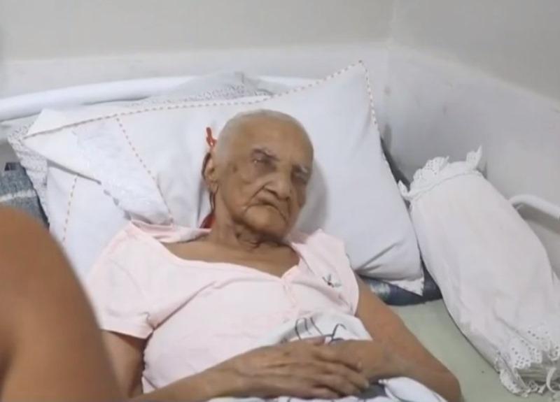 Idosa de 121 anos ‘descoberta’ após atendimento médico na BA pode ser a mais velha do mundo