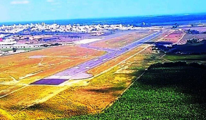 Governo do Espírito Santo inaugura nova pista do Aeroporto de Linhares