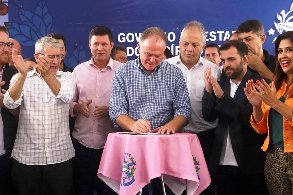 Governador do ES anuncia recursos para obras e novos investimentos em Marilândia