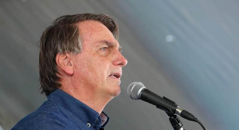 Bolsonaro diz que Petrobras terá nova dinâmica para combustíveis