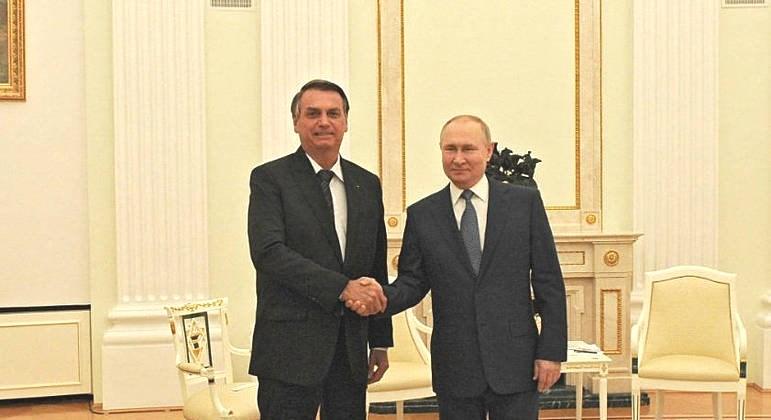 Bolsonaro diz que há chance de Brasil comprar diesel da Rússia