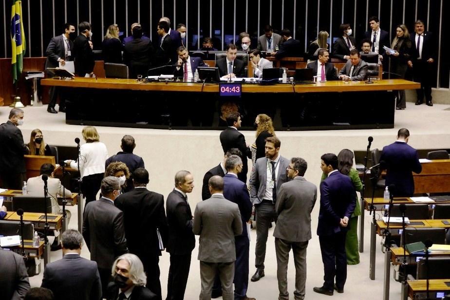 Congresso aprova orçamento secreto, mas sem pagamento obrigatório