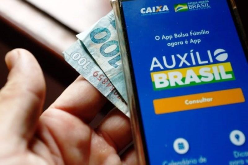 Governo define regras para Auxílio Brasil de R$ 600 e Vale-gás