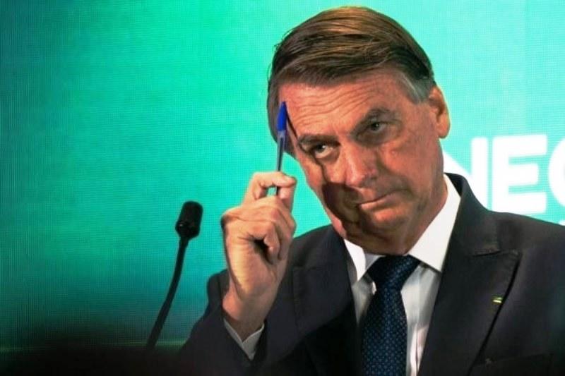 Bolsonaro quer taxar fortunas para completar Auxílio Brasil de R$ 600