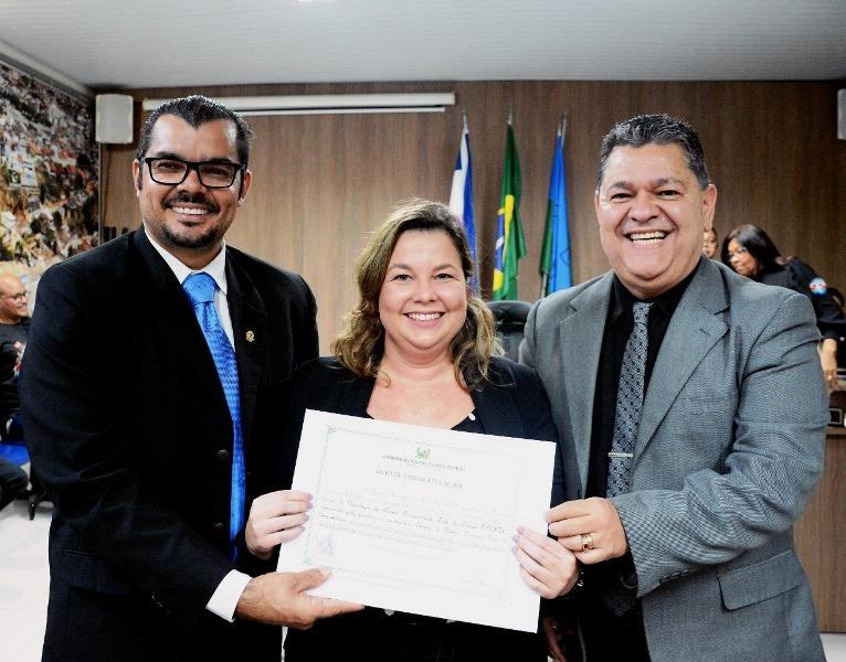 Na Tribuna Livre da Câmara de São Mateus, psicóloga alerta para cuidados com a saúde mental