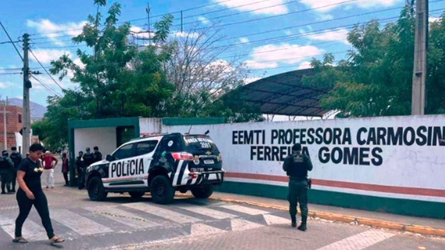 Estudante de 15 anos atira em três colegas em sala de aula no Ceará