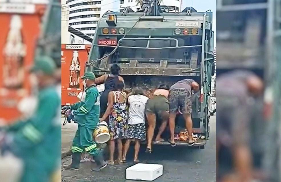 Um ano depois, mãe de 3 filhos ainda depende de comida vencida achada no lixo