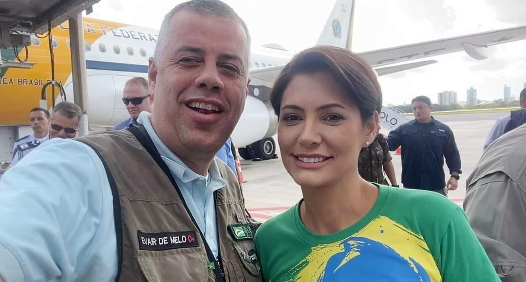 Michelle Bolsonaro chega ao ES para evento de campanha