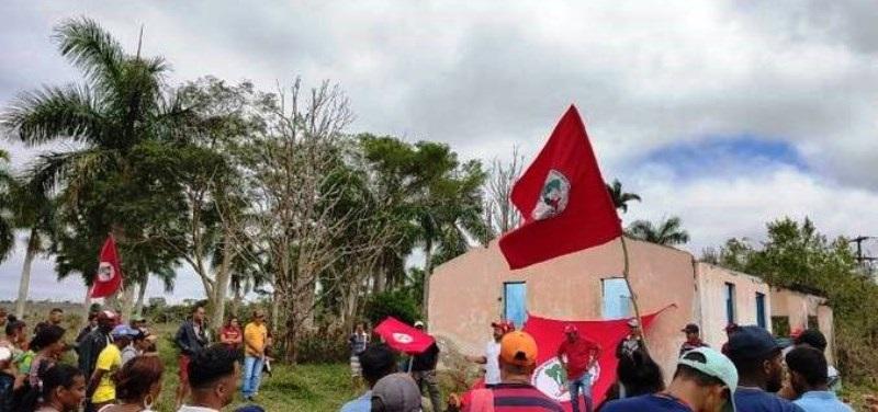 MST anuncia invasão de duas fazendas por 250 famílias, na Bahia