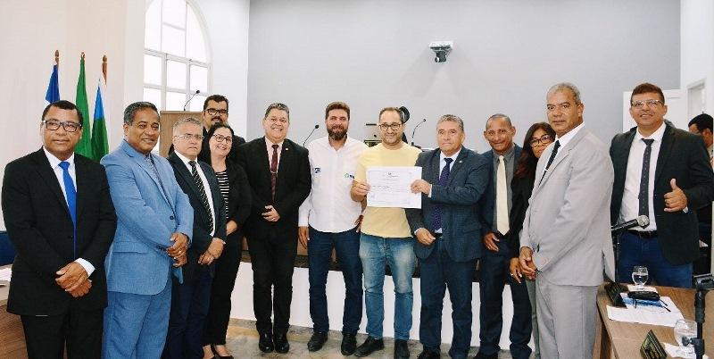 Câmara aprova homenagens à populares, fisioterapia do Univc e secretária de Cultura de São Mateus, ES