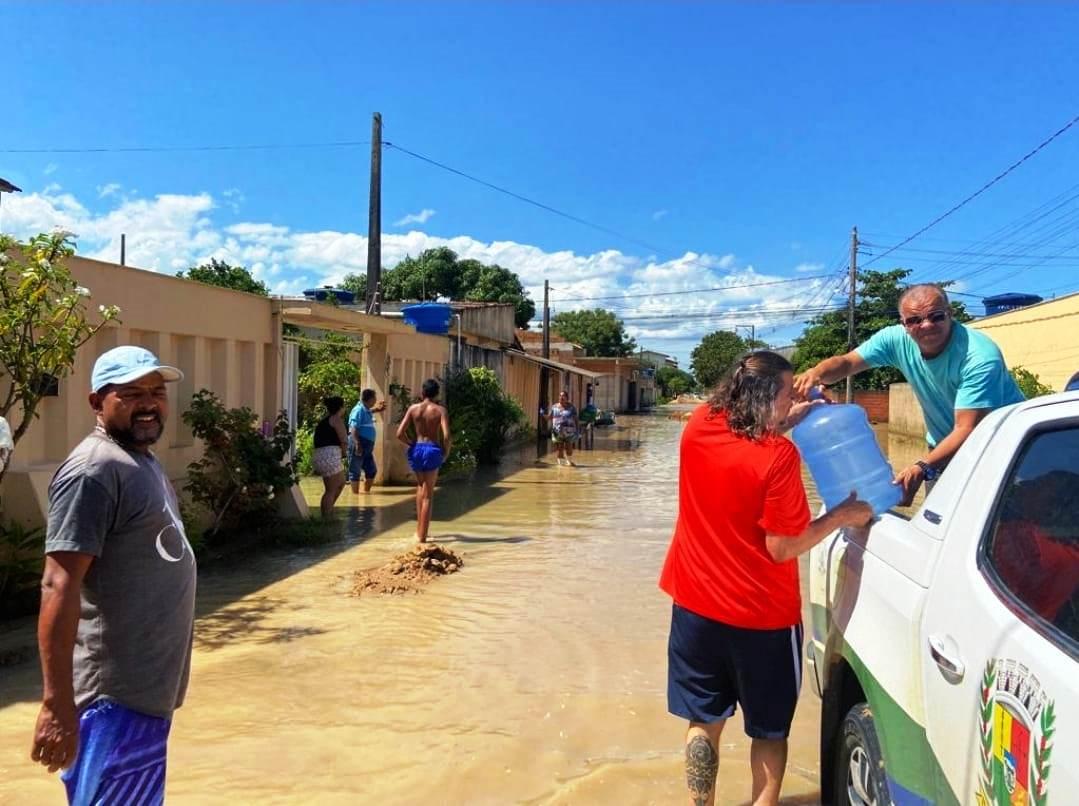 Prefeitura atende quase 1.500 pessoas em consequência dos temporais em São Mateus, ES