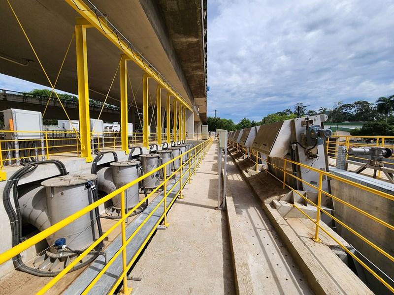 Governador Renato Casagrande inaugura obras de macrodrenagem em Cariacica, ES