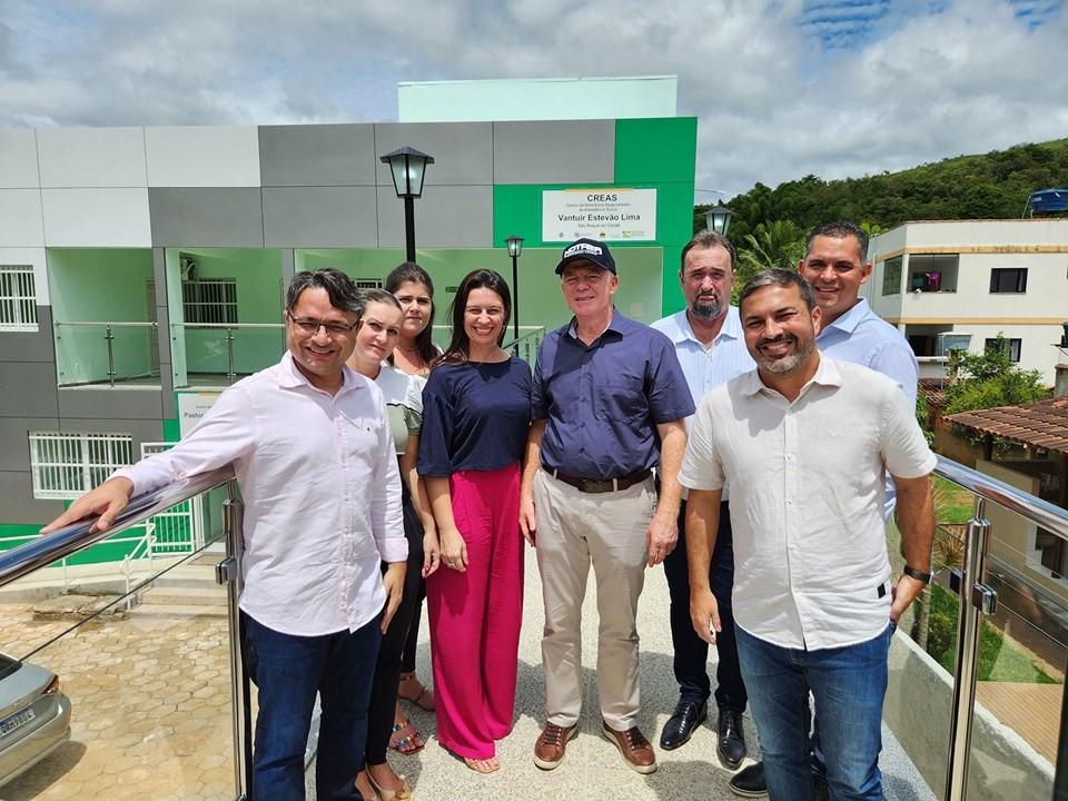 Casagrande inaugura novo Creas e anuncia mais investimentos em São Roque do Canaã, ES