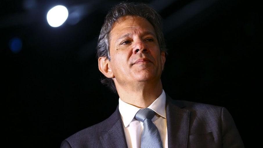 Haddad diz que salário mínimo “vai ser pago normalmente”