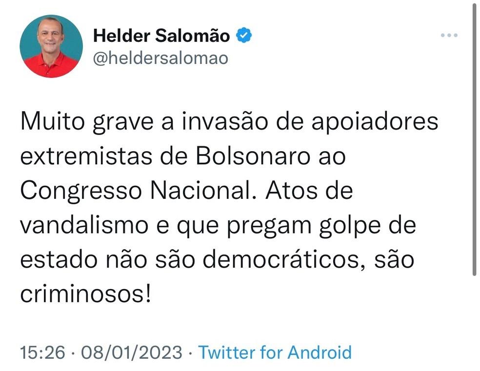 Governador Renato Casagrande e outros políticos do ES se manifestam contra ataques golpistas em Brasília