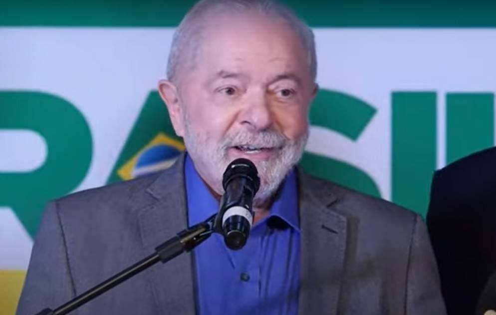 Em viagem a Argentina, Lula pretende restabelecer laços com países latinos