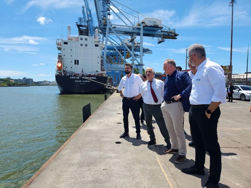 Ministro visita obras do terminal de passageiros do Aeroporto Regional de Linhares, no ES