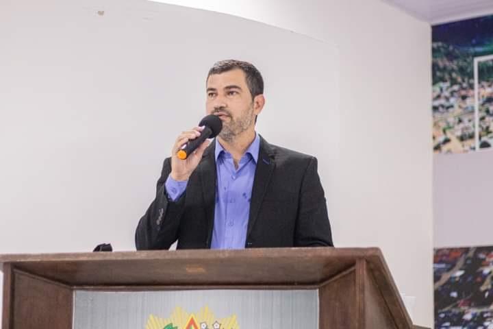 Bruno Araújo anuncia projeto de energia solar em prédios públicos em Pedro Canário, ES