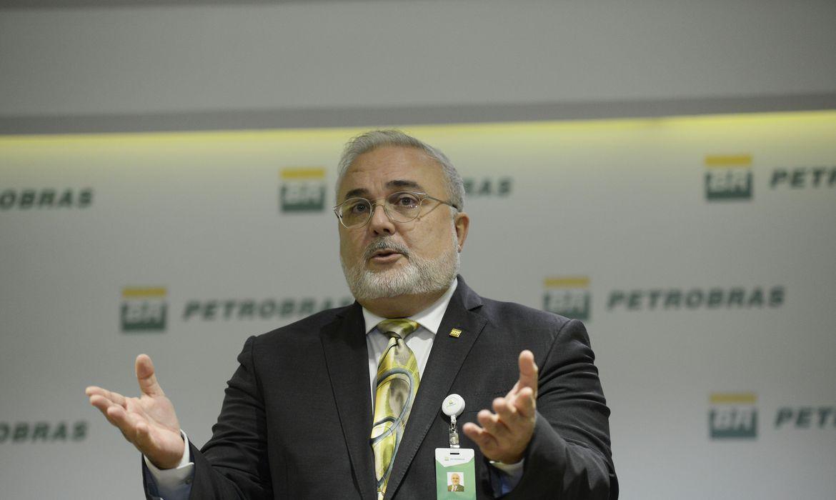 Presidente da Petrobras, Jean Paul Prates, diz que pode reduzir preço da gasolina