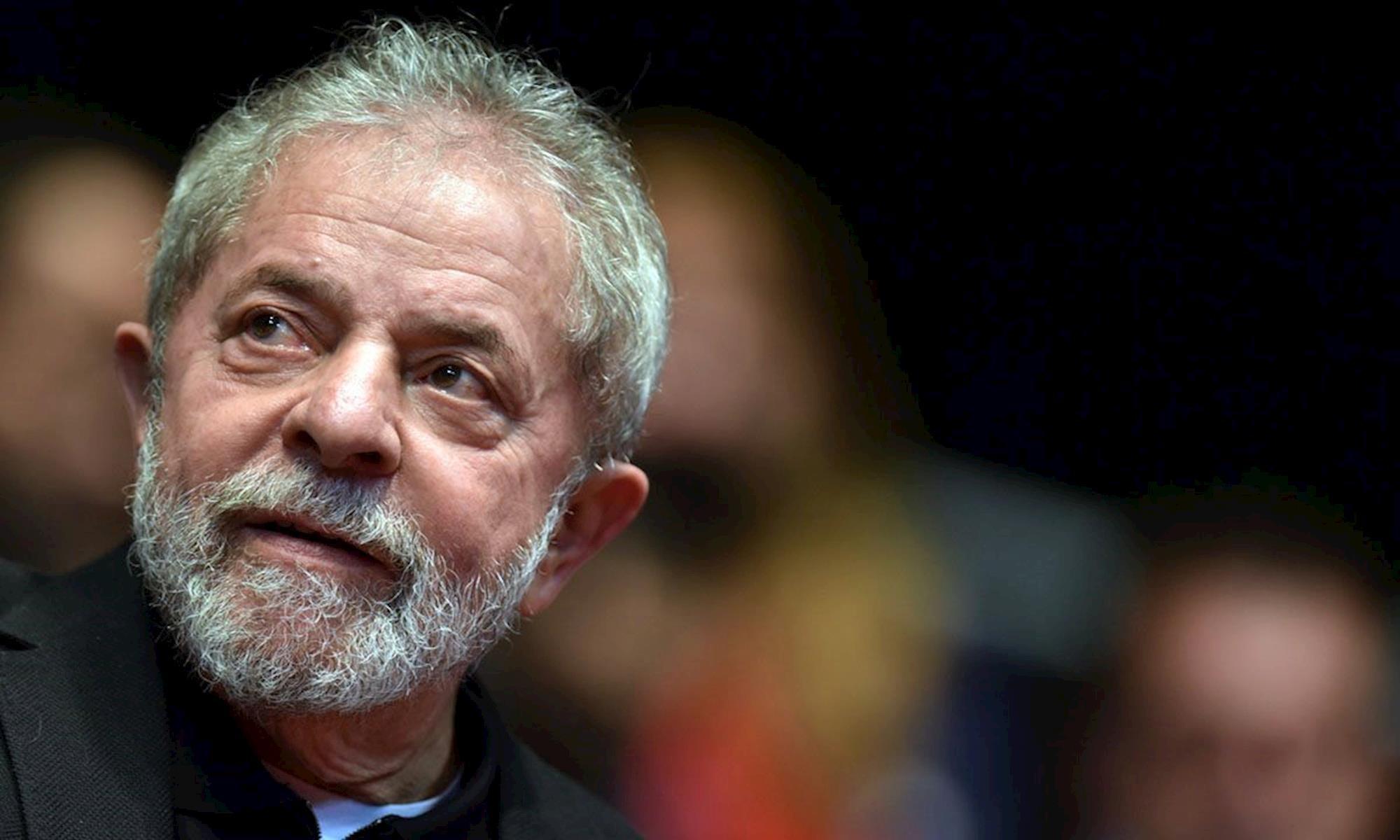 Lula chega ao Maranhão e sobrevoa áreas atingidas pelas chuvas