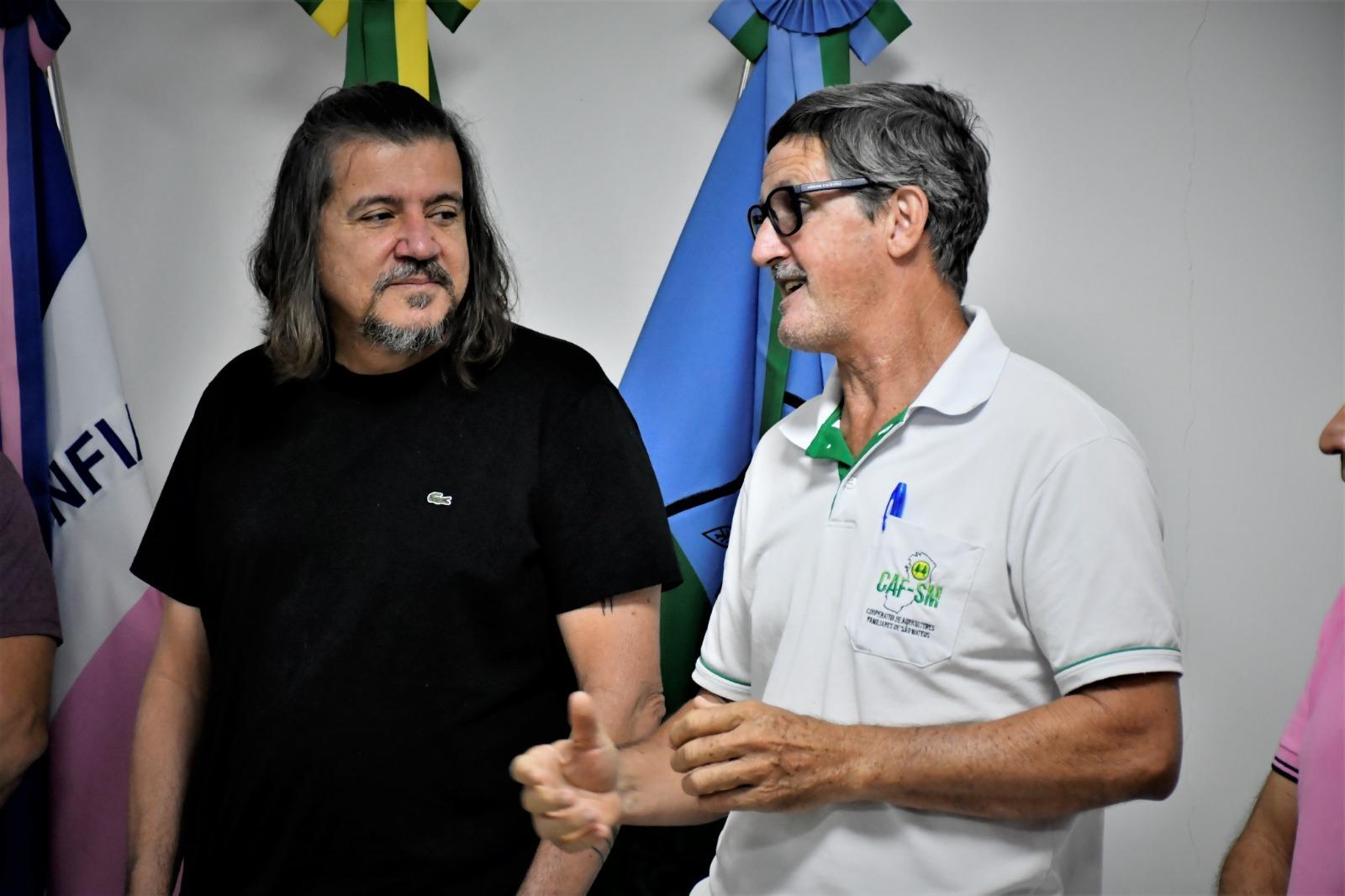 Daniel assina contratos do programa compra direta de alimentos 2023, em São Mateus, ES: “Solução caseira da melhor qualidade”