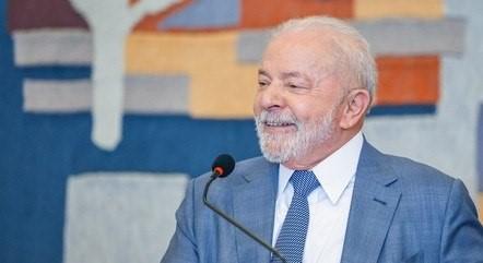 Lula quer preservar salário mínimo e Bolsa Família em texto da nova regra fiscal