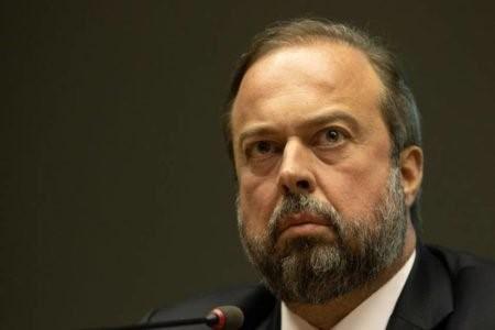 “Petrobras trabalhou contra o país nos últimos anos”, diz ministro