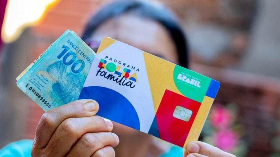 Bolsa Família paga a beneficiários com NIS com final 3 nesta segunda-feira (22)