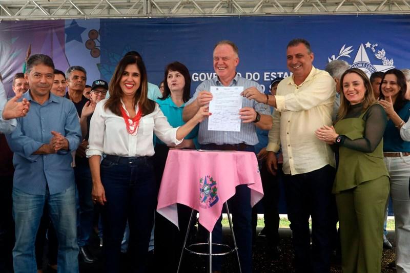 Casagrande autoriza construção de escolas e unidade de saúde em Vila Valério, ES