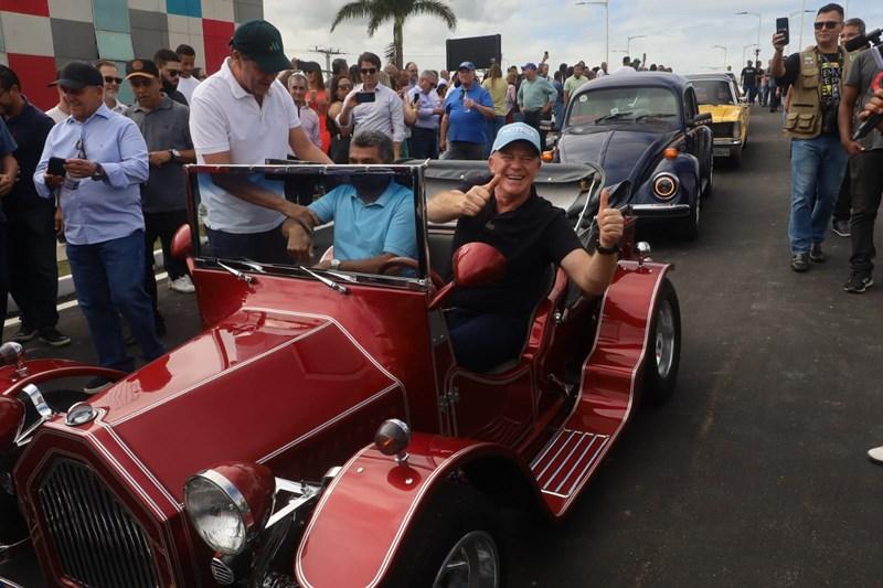 Casagrande inaugura viaduto e obras do Complexo Viário de Carapina, na Serra, ES