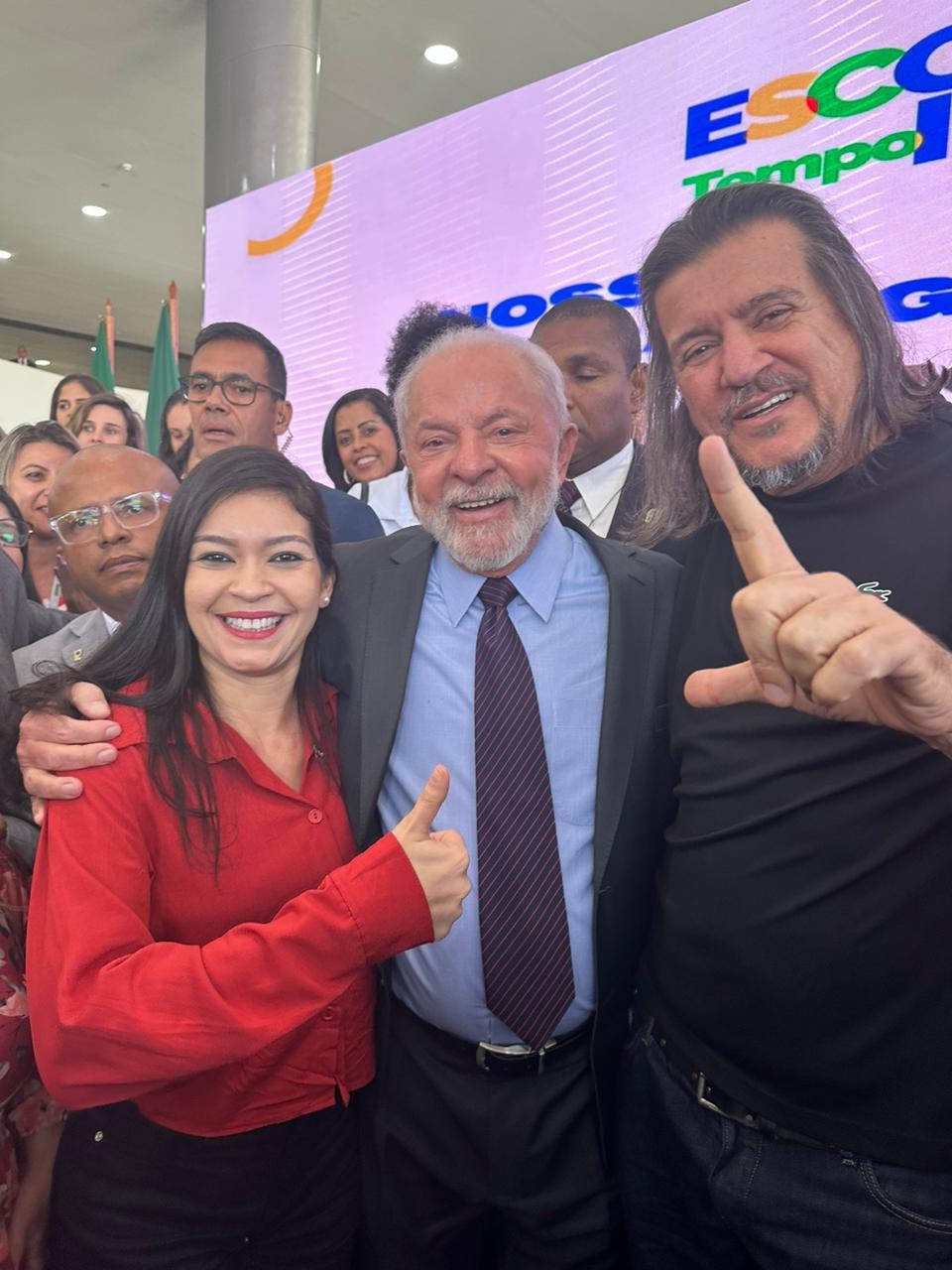 Daniel Santana com Lula em Brasília: prefeito leva pautas da educação para o presidente