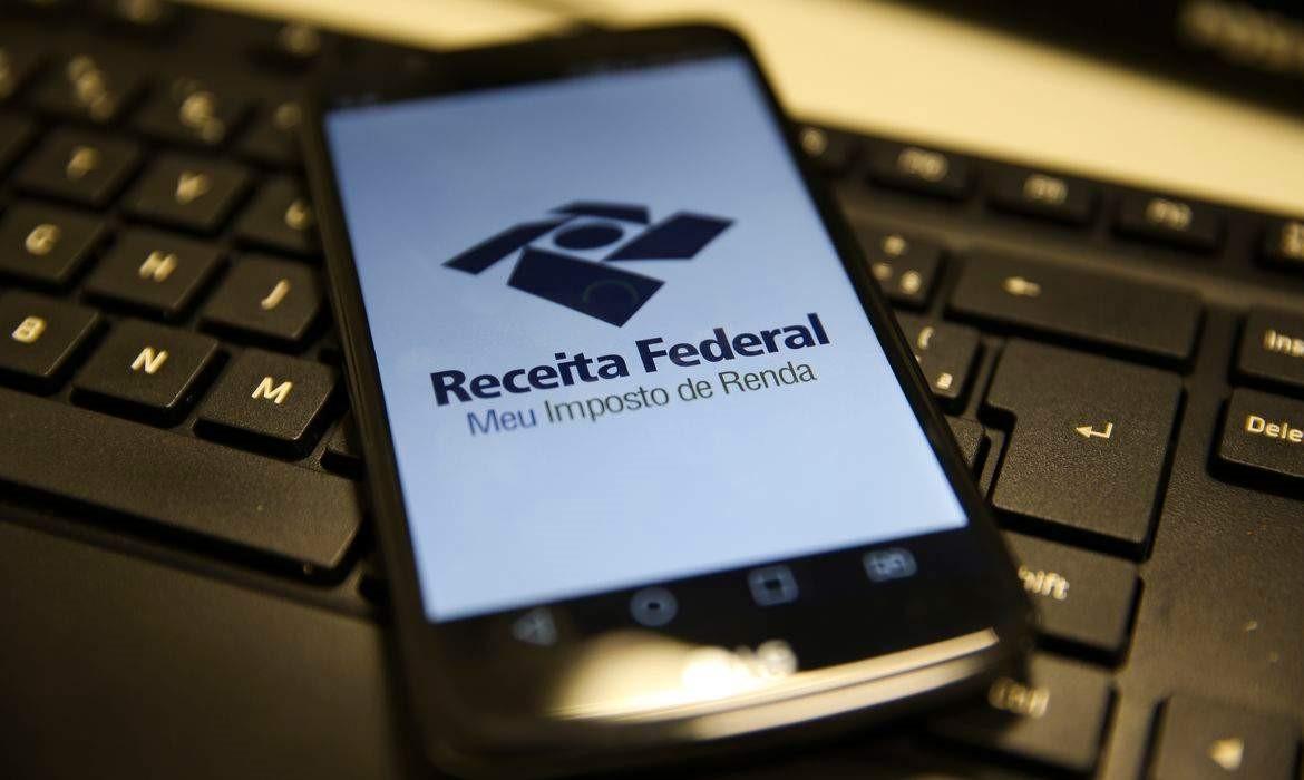 Receita abre consulta ao 4ª lote do IR 2023 nesta quinta-feira (24): Veja quem recebe