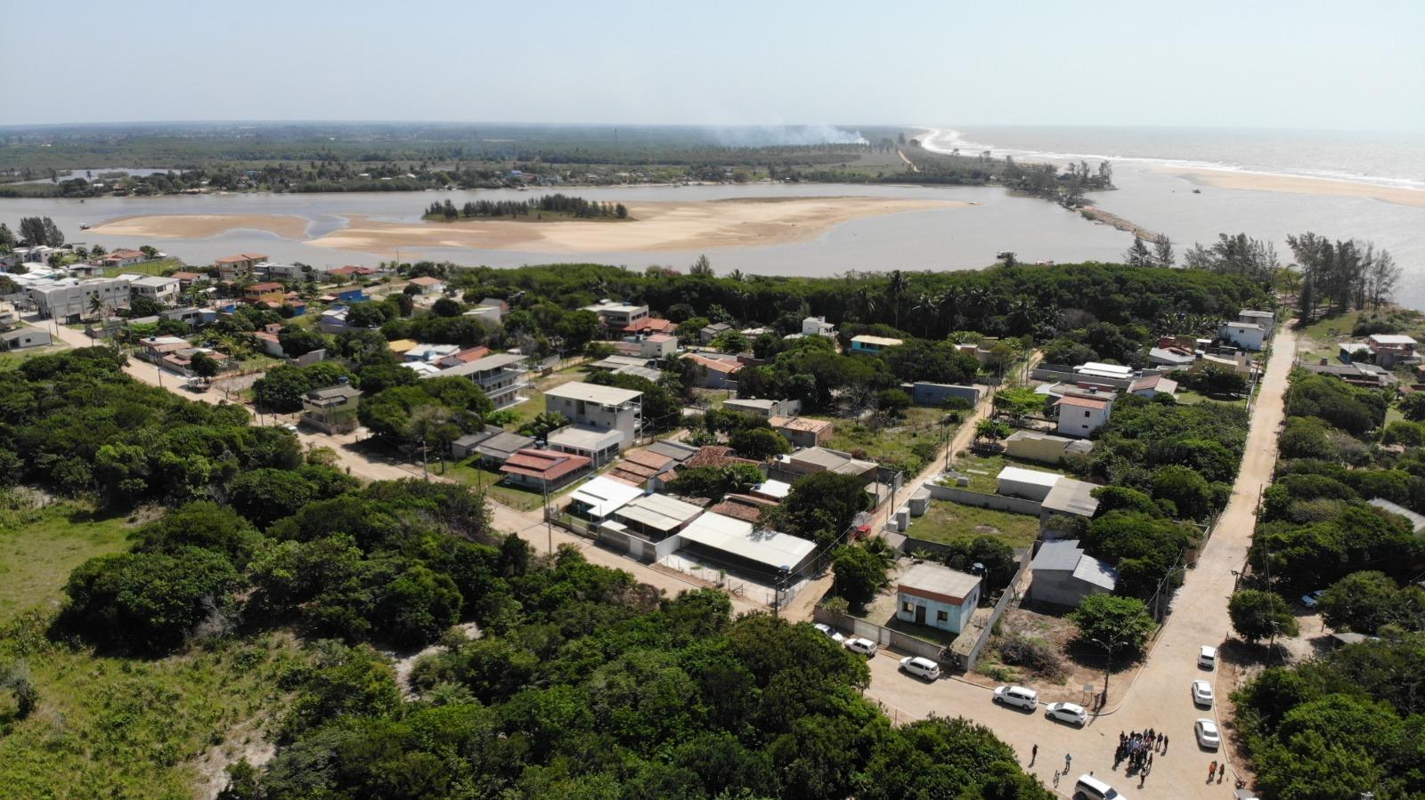 Mais de R$ 3,2 milhões em infraestrutura no campo: Daniel entrega calçamentos na região do Nativo, em São Mateus, ES