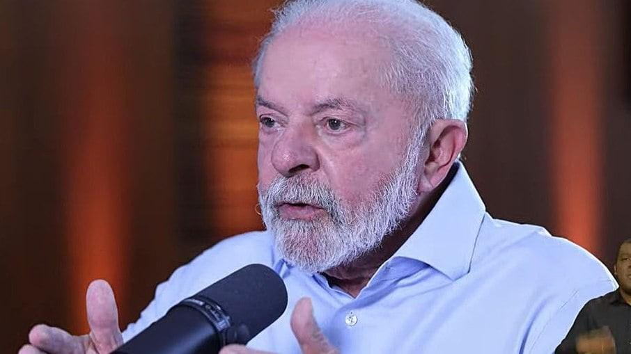 Lula confirma cirurgia: “Deus sabe a dor que estou sentido”