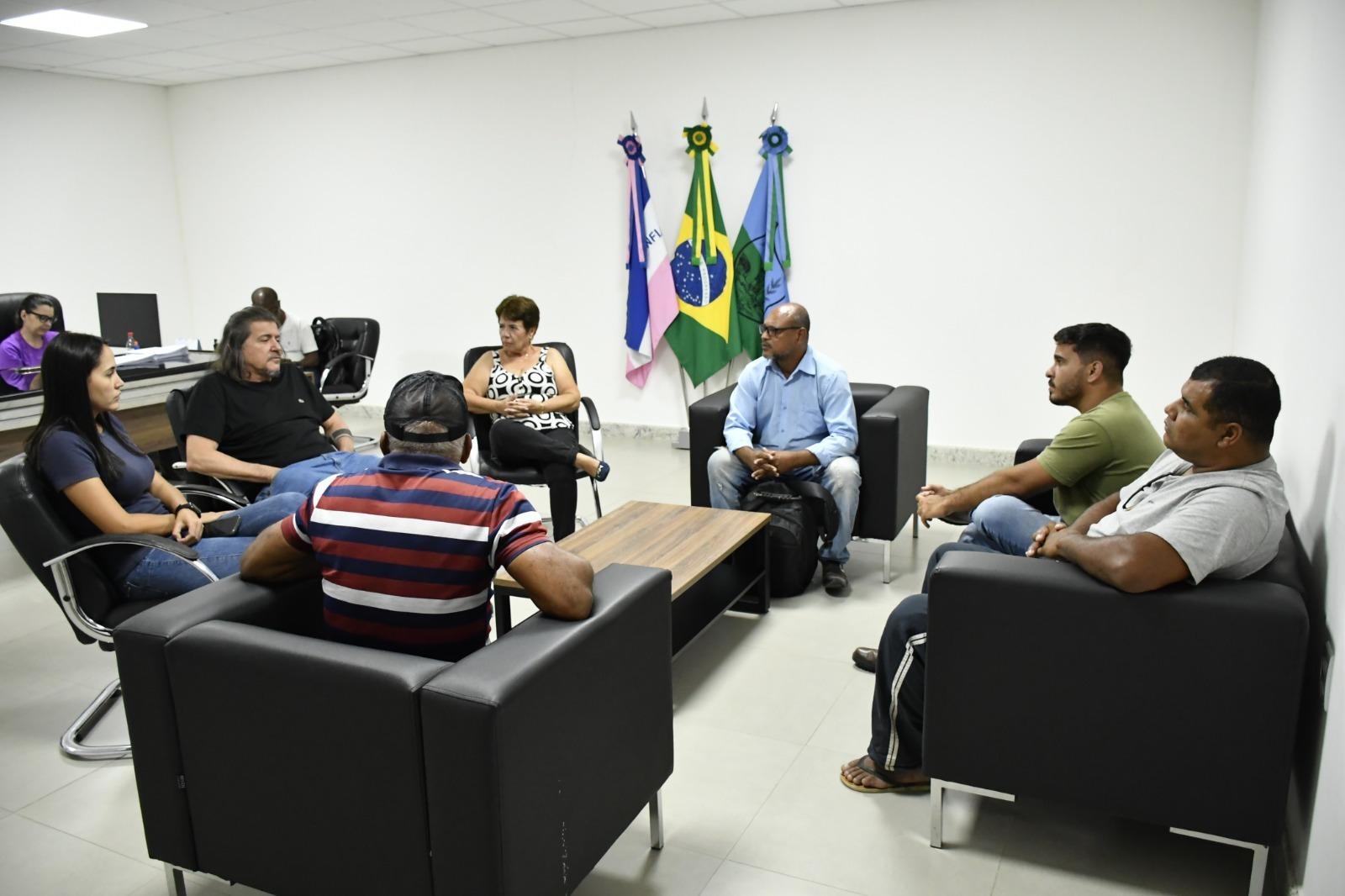 Prefeitura entrega dragobomba totalmente reformada às associações de pescadores de Barra Nova, em São Mateus, ES