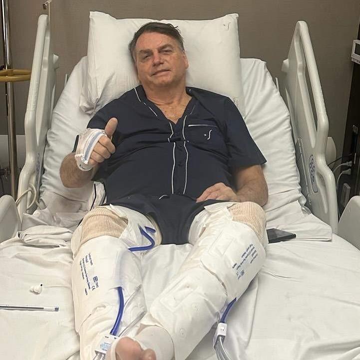 Bolsonaro deixa hospital após cirurgias para correção de hérnia de hiato e desvio de septo