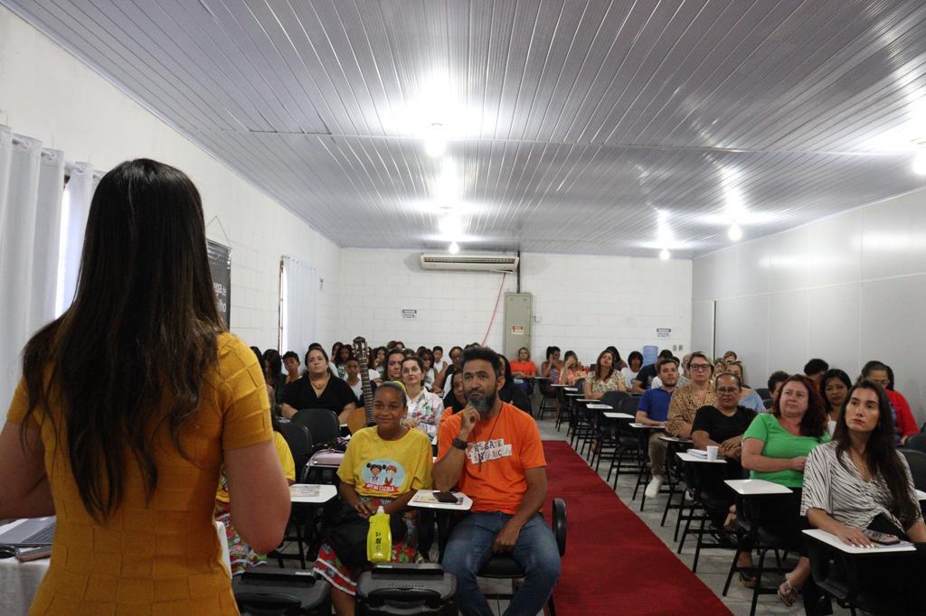 Tema de seminário, o Resgate à Infância, parceria entre a Prefeitura e o MPT está no foco do projeto MPT na escola em São Mateus, ES