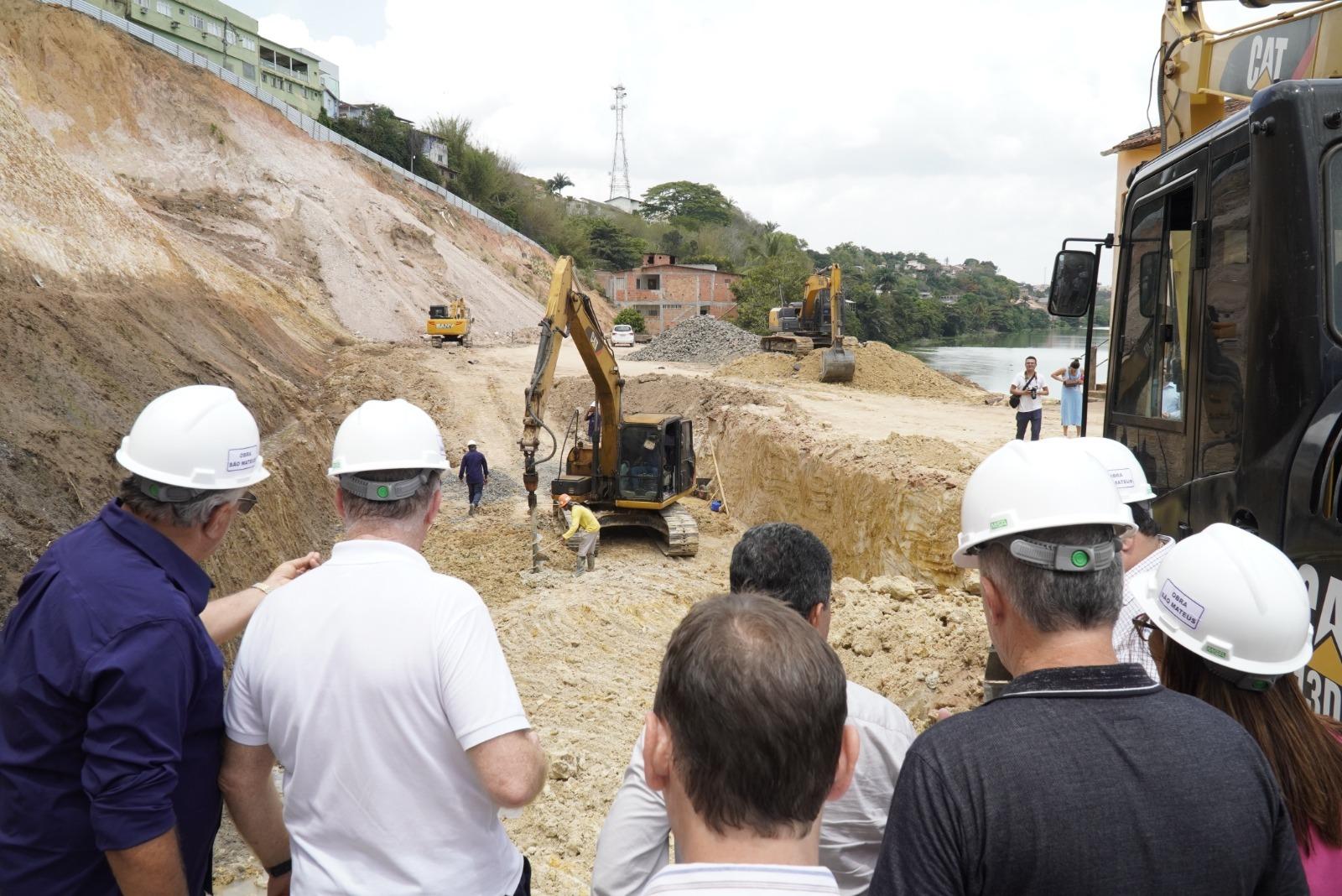 Casagrande e Daniel têm agenda de entregas de obras, visitas e assinatura de ordem de serviço no dia em que São Mateus virou capital do ES