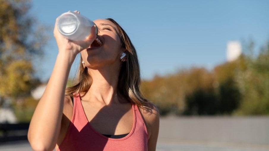 Ministério da Saúde dá 22 dicas de cuidados para o calor; veja lista