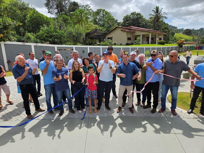 Governo do ES autoriza obras e inaugura pavimentação de rodovia em Iconha