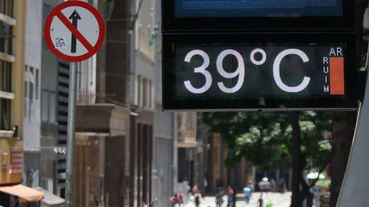 Com termômetros em 39ºC, cidade do ES fica entre as mais quentes do Brasil