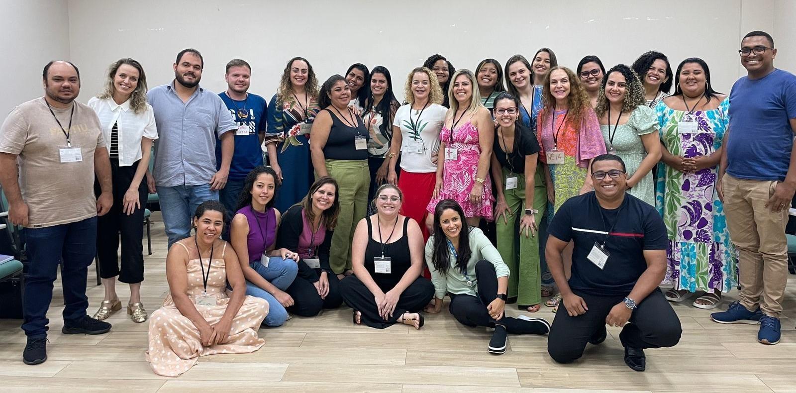 Equipe da Assistência Social de Conceição da Barra participa de capacitação do Cadastro único, em Vitória, ES